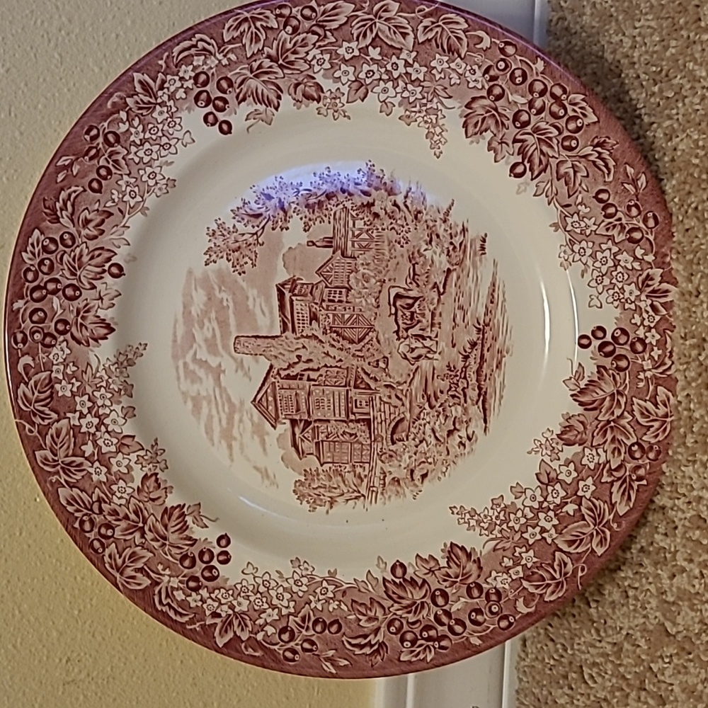 Wedgwood Queens Ware Morton Old Hall Dinner Plate